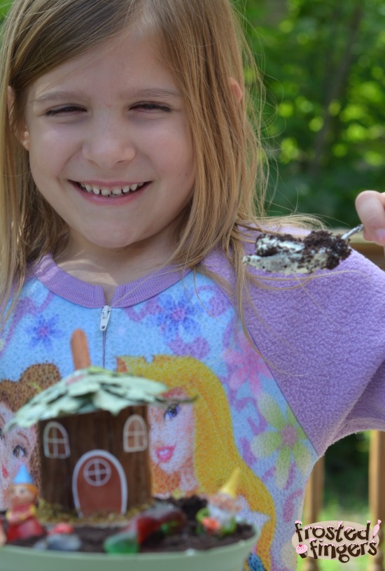 Eat some Dirt Cake for National #GummyWormDay