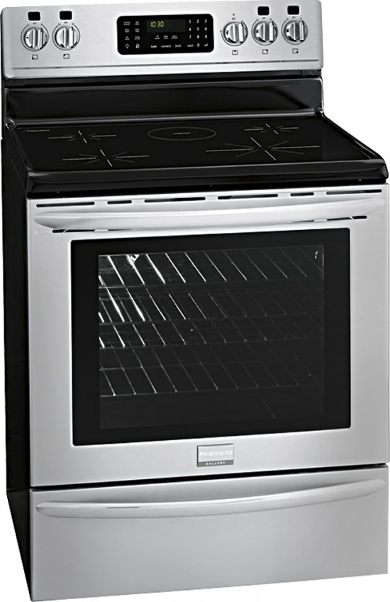 Make holiday prep easier with a Best Buy Induction Range