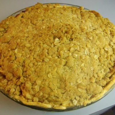 Taste-Test Tuesday Dutch Apple Pie with Oatmeal Streusel