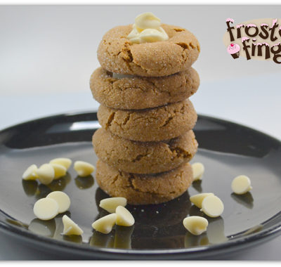 Gingerbread White Chocolate Chip Cookies #Recipe #25DaysofChristmas