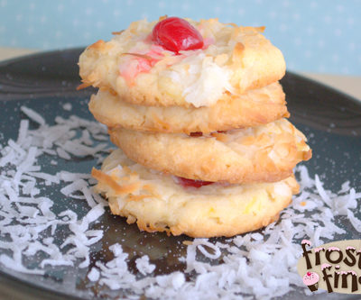 Piña Colada Cookies #Recipe #25DaysofCookies #25DaysofChristmas
