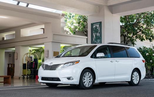 2016 Toyota Sienna Review