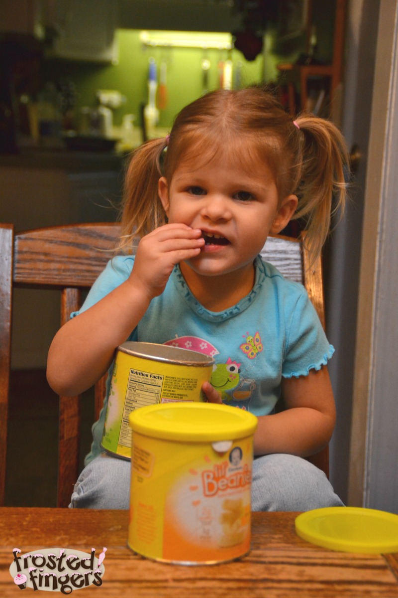 Toddlers Love Gerber Lil Beanies - Frosted Fingers