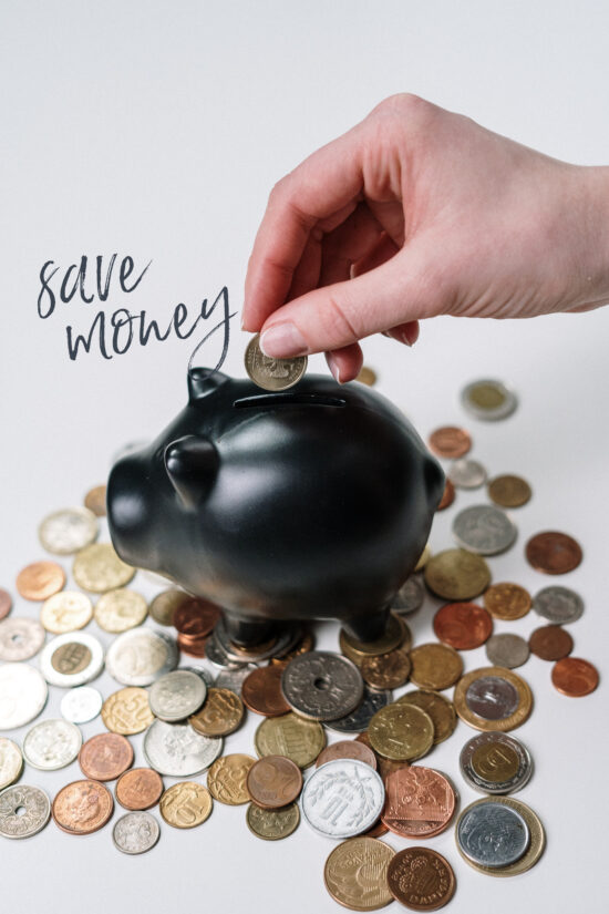 learn to save money with these money saving hacks